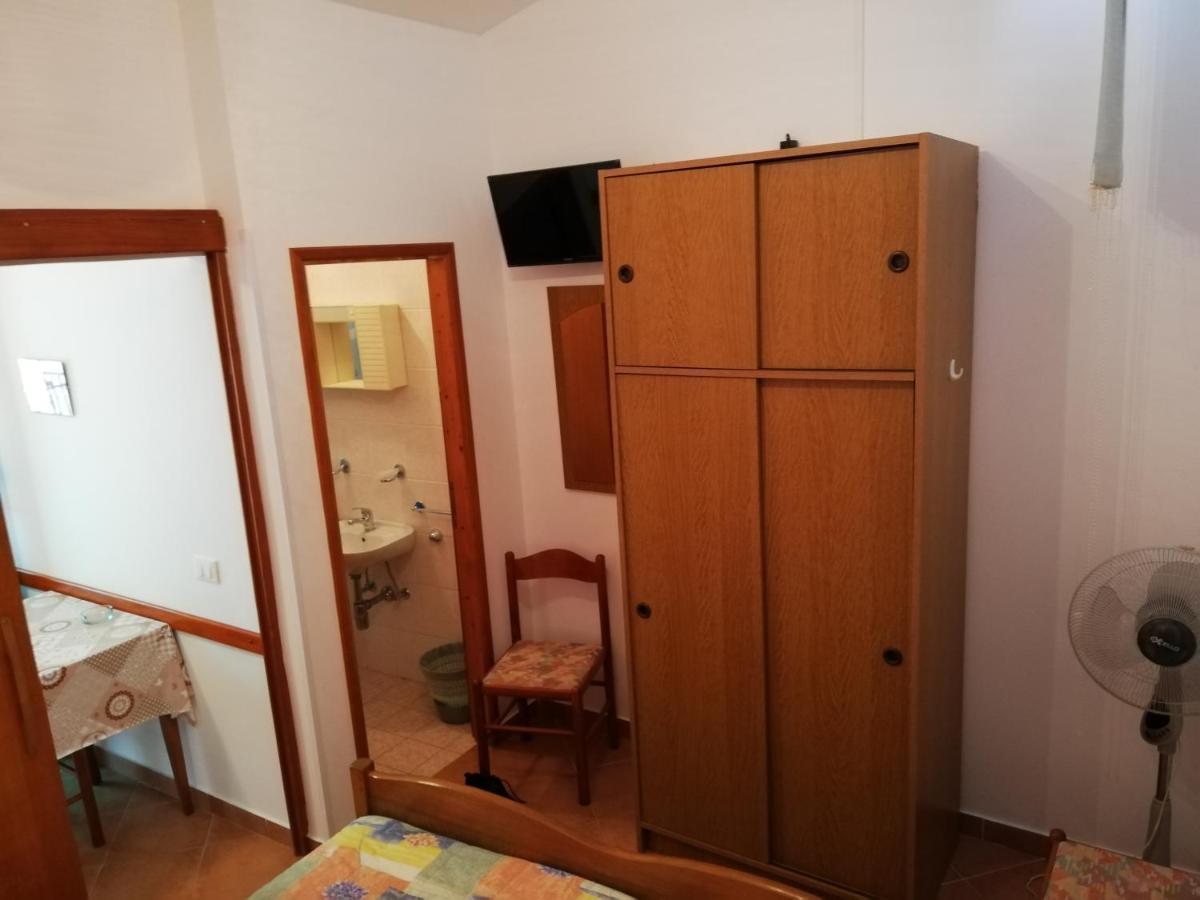 Apartments Ana Pogana Punta Križa Dış mekan fotoğraf