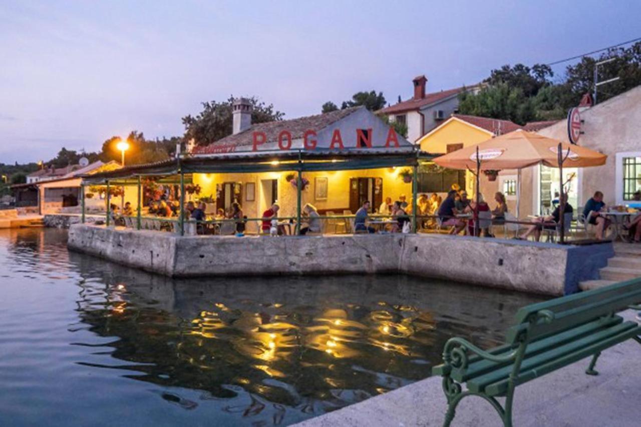 Apartments Ana Pogana Punta Križa Dış mekan fotoğraf
